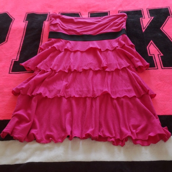 Express Dresses & Skirts - Express Strapless Knit Dress